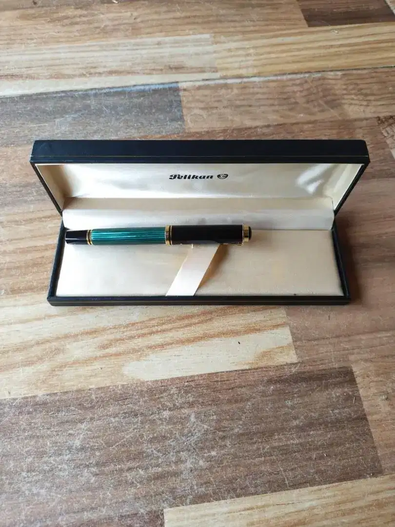 Pelikan souvenar fountain pen pulpen mewah