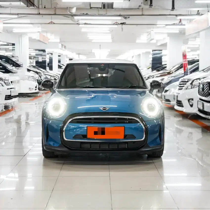 Mini Cooper 1.5 Turbo 2022 bisa DP 25JT