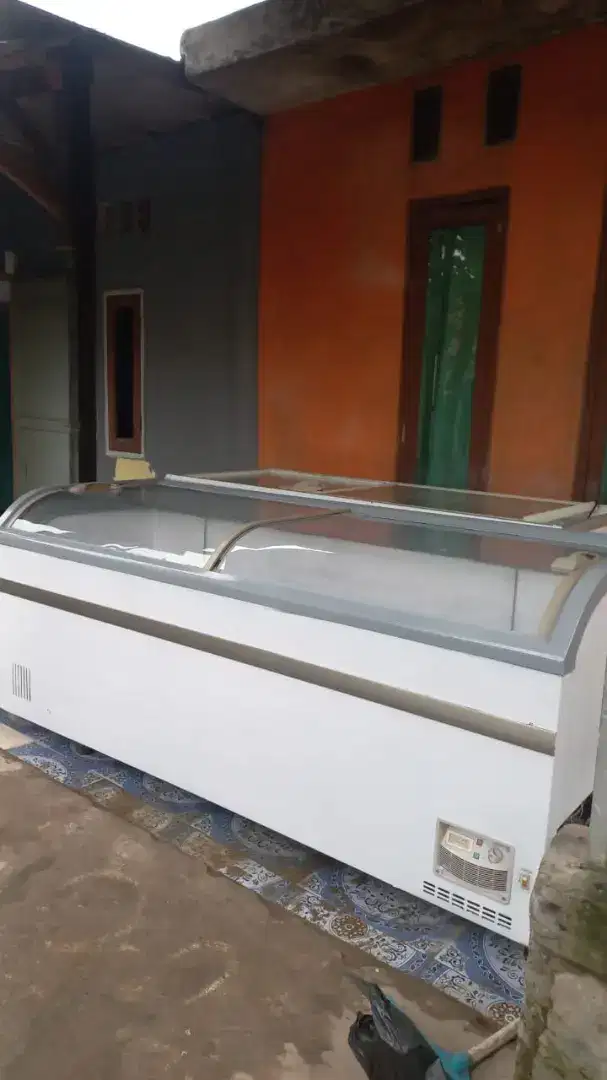 Prezer Box sleding kaca