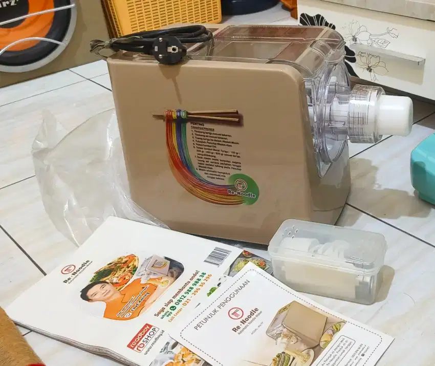 Re-noodle mesin pembuat mie