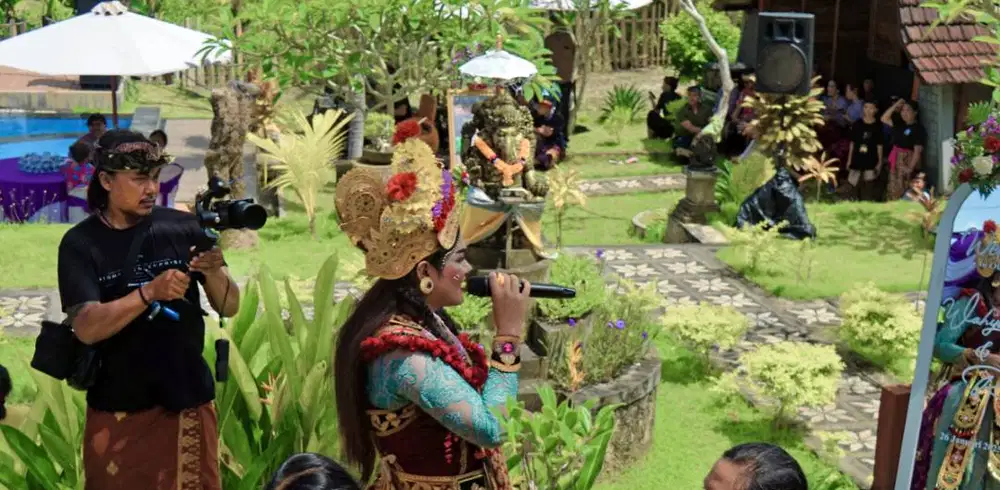 Jasa Video/Photo/Drone/Live Pementasan  Wedding,,Upacara Adat dll