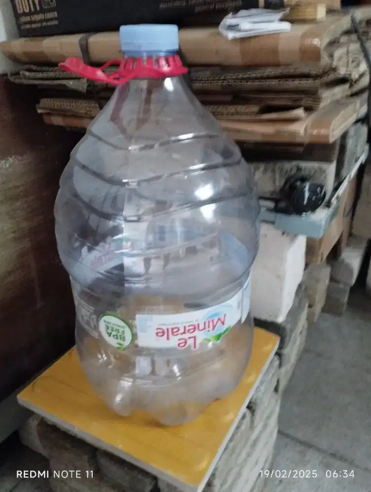 galon bekas air minum