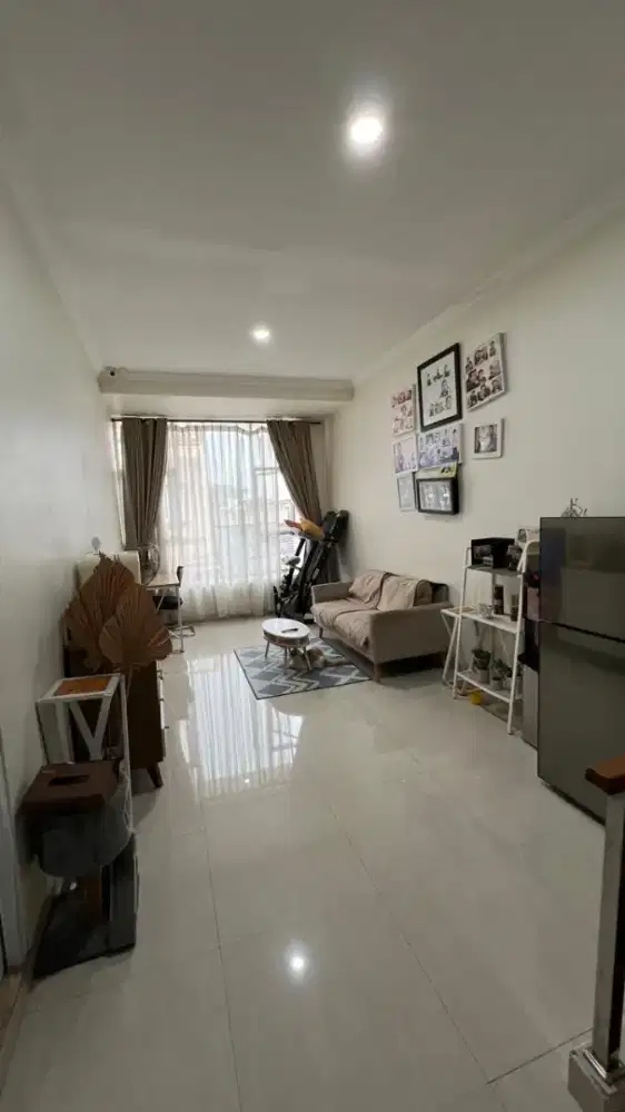 Rumah Mewah 2 lantai, rapih dan bersih di Vila Rizki ilhami