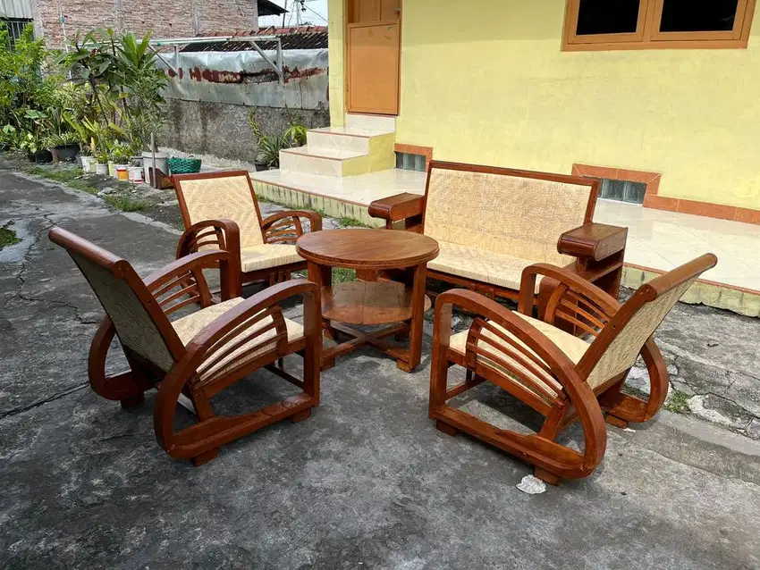 Kursi Rotan Letter D Lawasan Full jati tua, Original Lawasan