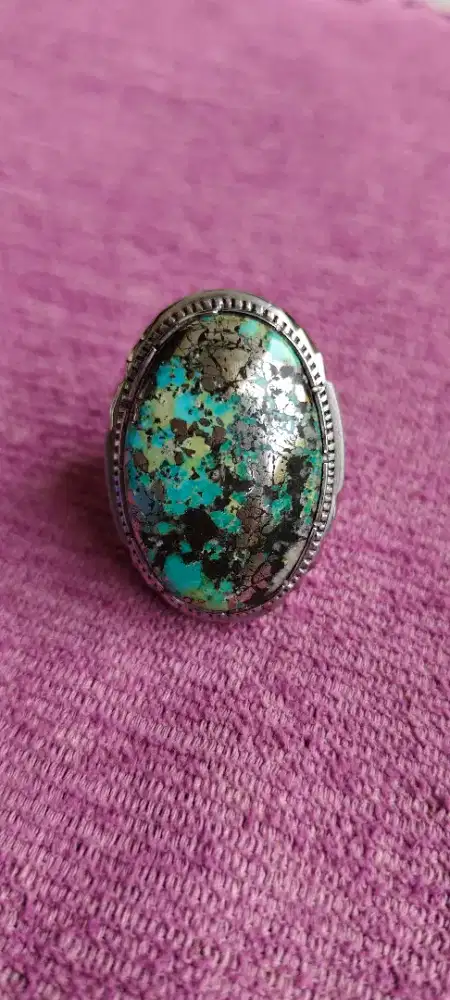 Batu pirus badar perak