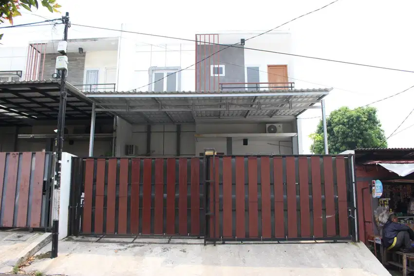Rumah Strategis Dekat Pondok Indah Mall Siap Huni Harga Nego J-23219