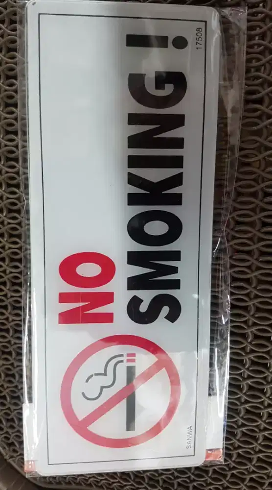 Akrelik no smoking