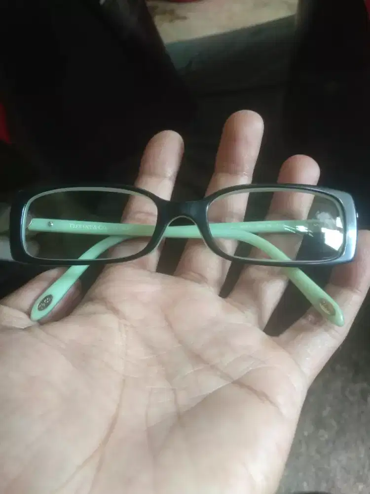 Kacamata Tiffany & co original lapis emas putih