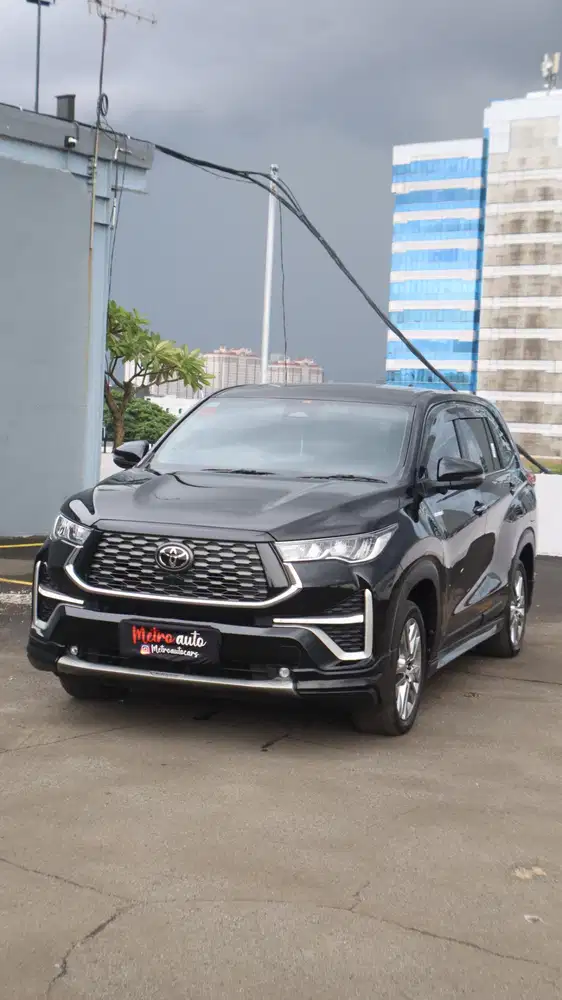 [LIKE NEW] TOYOTA INNOVA ZENIX 2.0 Q HYBRID 2023/2024