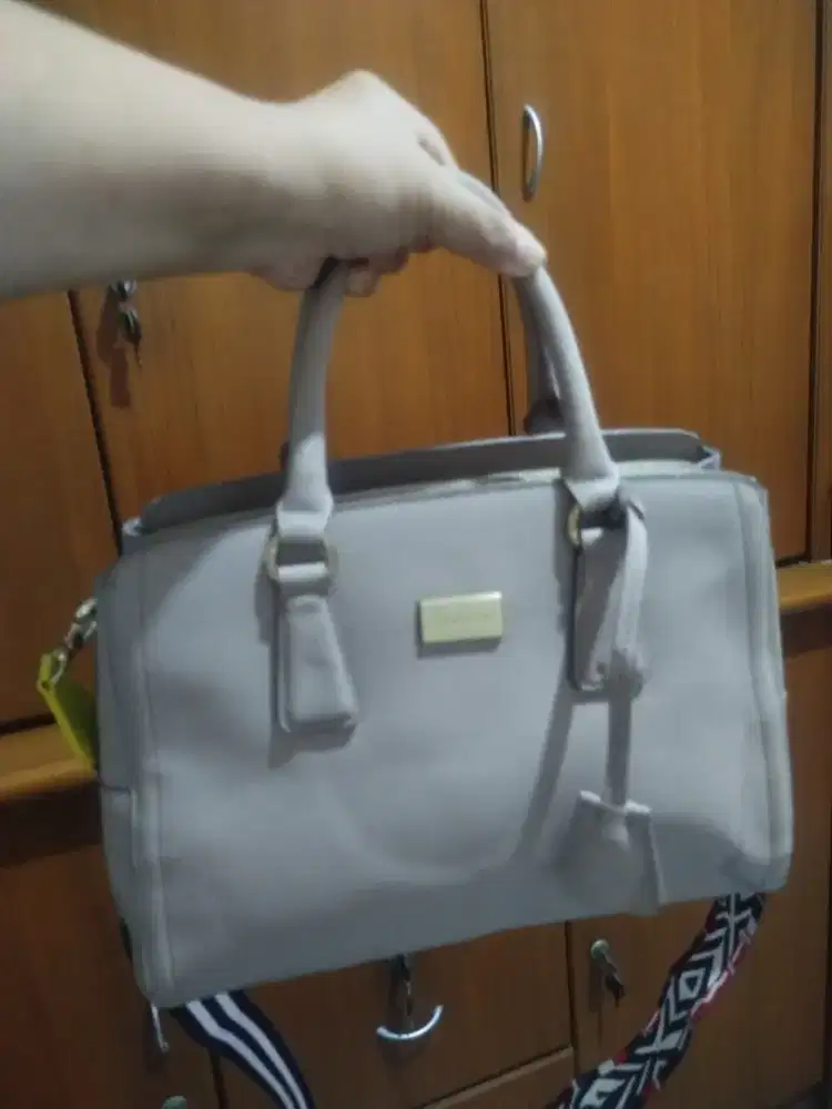 SISLEY TAS KERJA KULIT ASLI LIKE NEW FREEONGKIR JABODETABEK