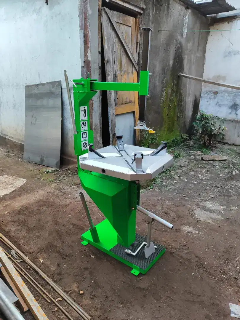 Alat Buka Ban Motor Mobil Tyre Changer