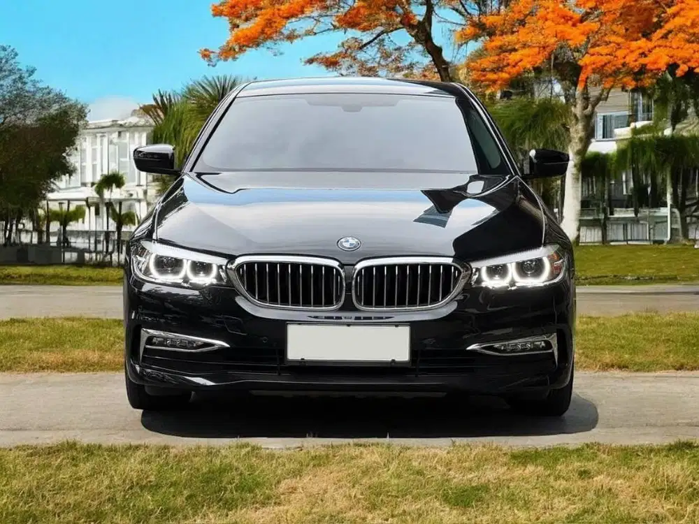 BMW 520i 2.0 At 2018 km +/- 27.000