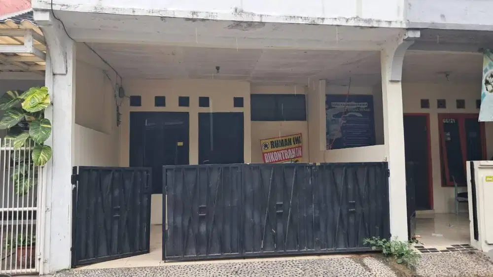 DISEWAKAN RUMAH BSD