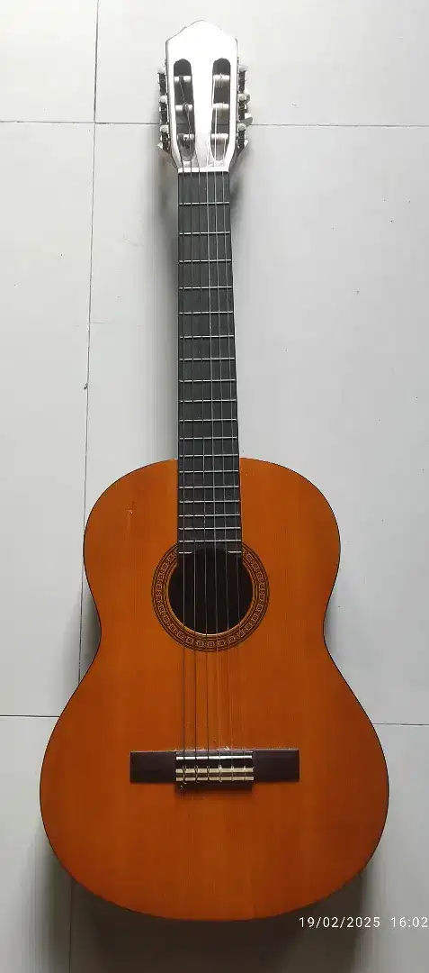 Gitar YAMAHA CGS102A