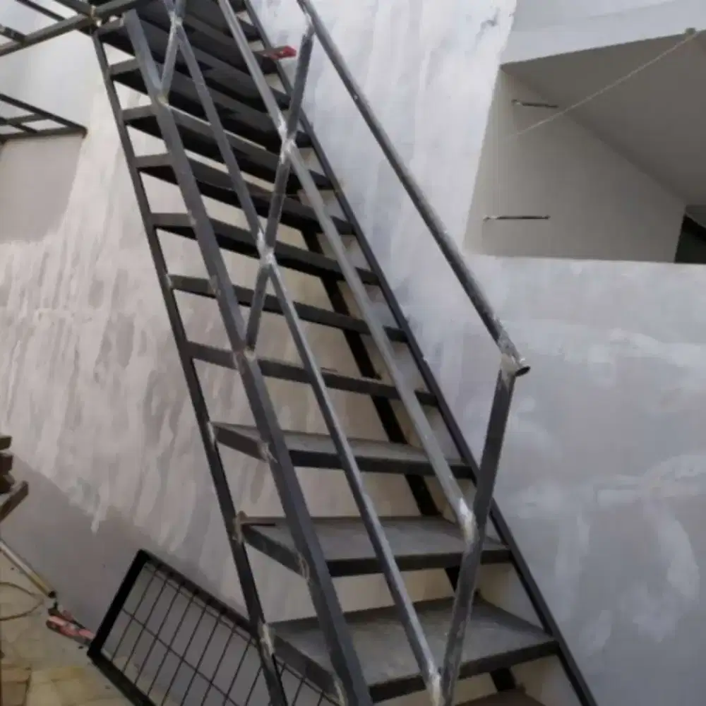 tangga trap minimalis berkualitas