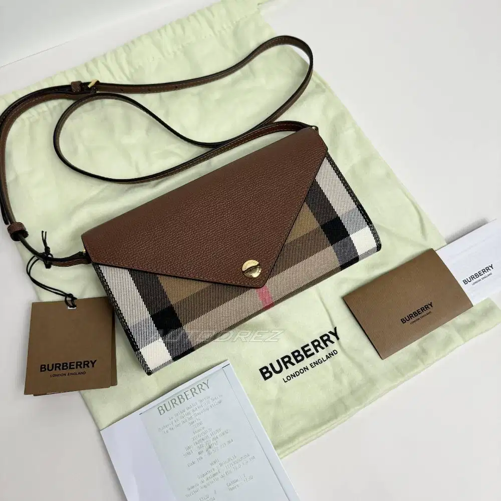 BURBERRY Hannah Envelope Crossbody Brown 100% Ori Tas WOC Wallet
