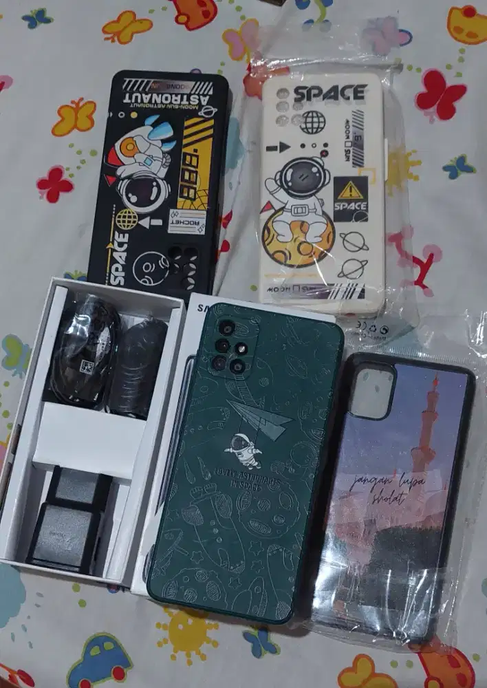 samsung A51 Black
Varian 8 / 128 Mulus ex Sein