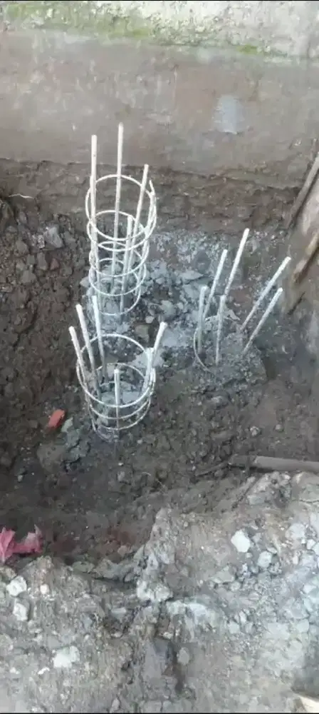 Bore pile strauss pile