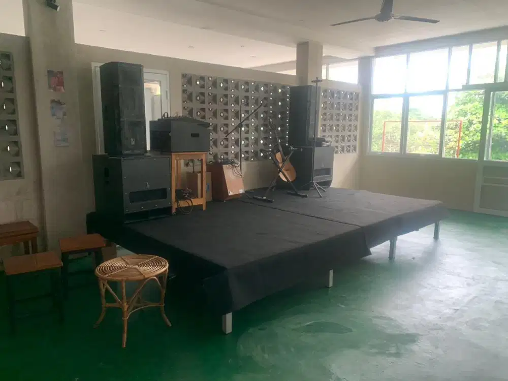 Dibutuhkan tukang slef leveling yang berpengalaman