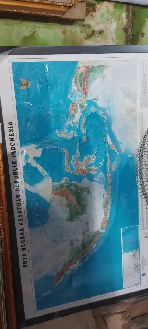 Peta Indonesia (Rupa Bumi/ BRI) NKRI Pigora Kaca Ukuran A0
