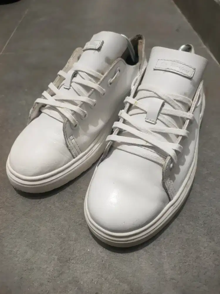 Docmart Dante uk42 fullwhite