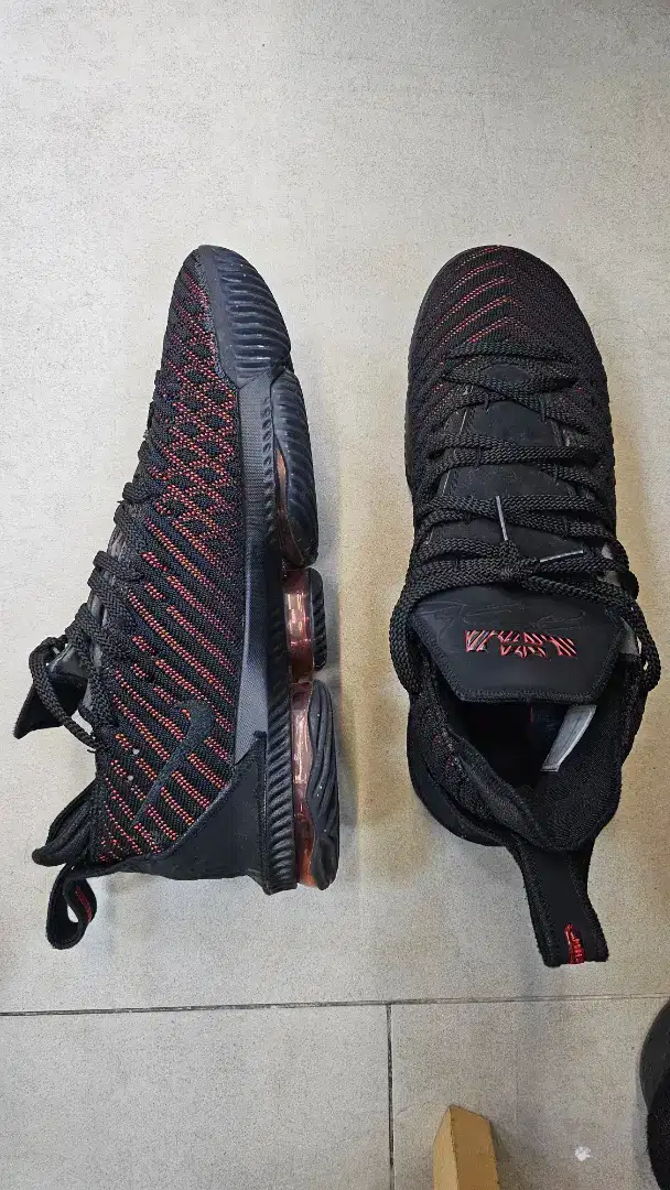 Nike Lebron 16 Bred size 46
