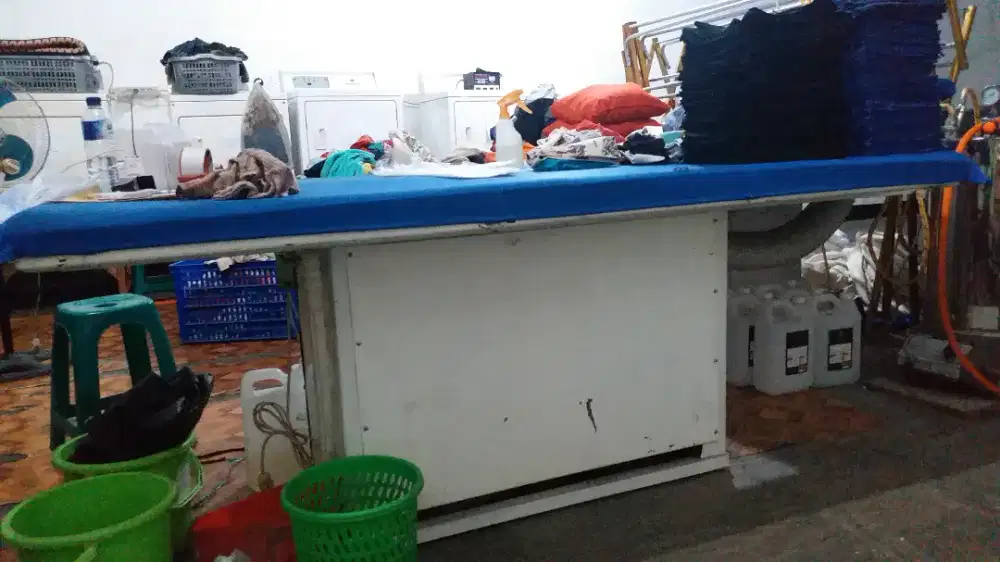 MEJA VACUUM SETRIKA UAP KING SIZE SANGAT NORMAL MURAH