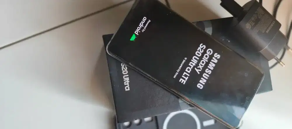 Samsung S20 ultra 100x zoom fullset bisa tt/bt