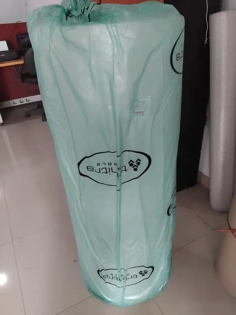 Bubble wrap dan box packing