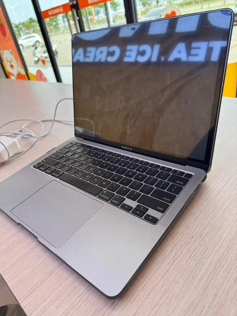 Macbook Air M1 2020 IBOX