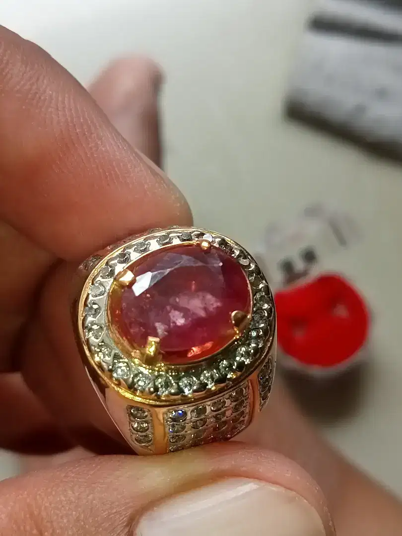 Red Ruby pigeon blood 4,40crt
