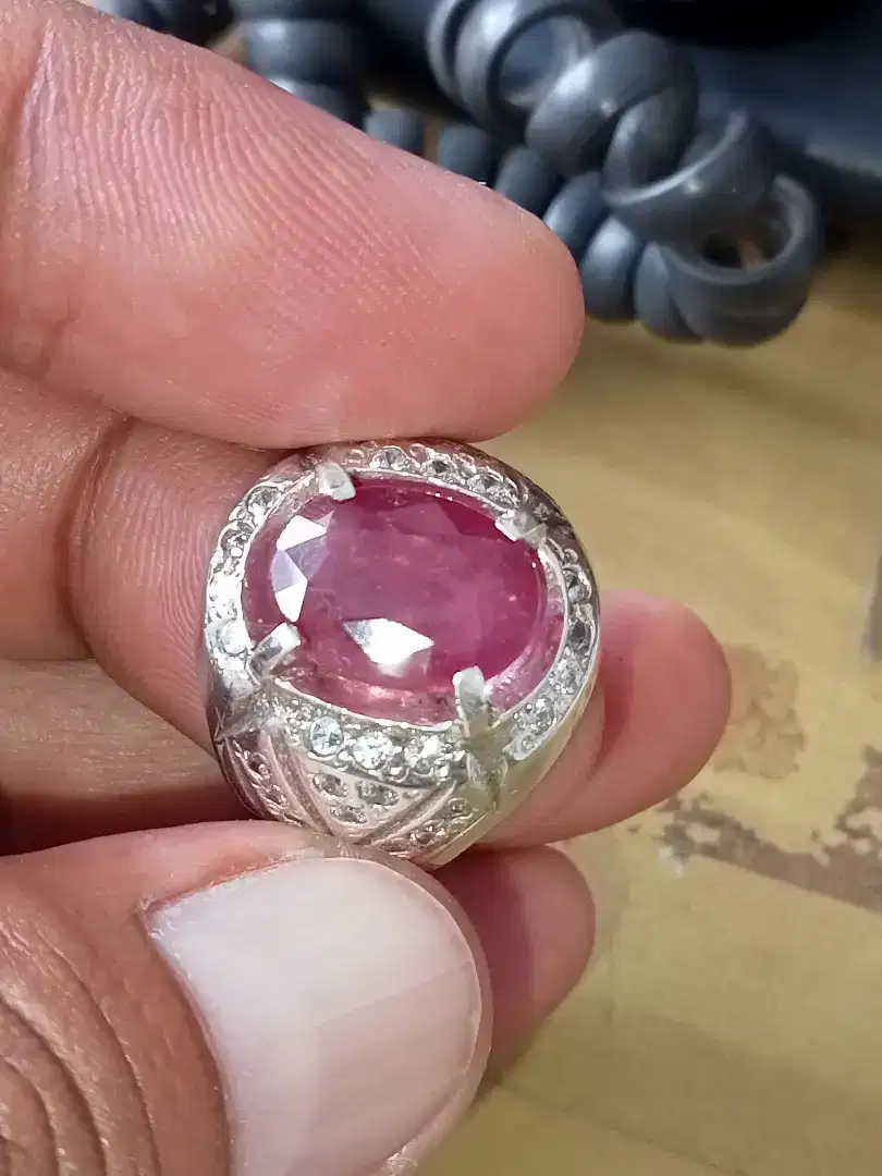 Red Ruby pigeon blood 5crt