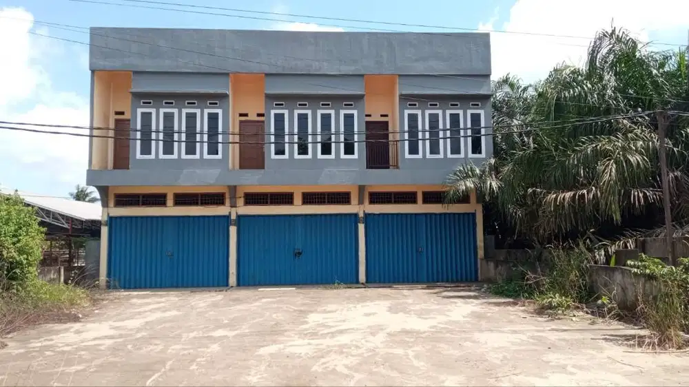 Ruko lokasi strategis cocok untuk usaha dan gudang