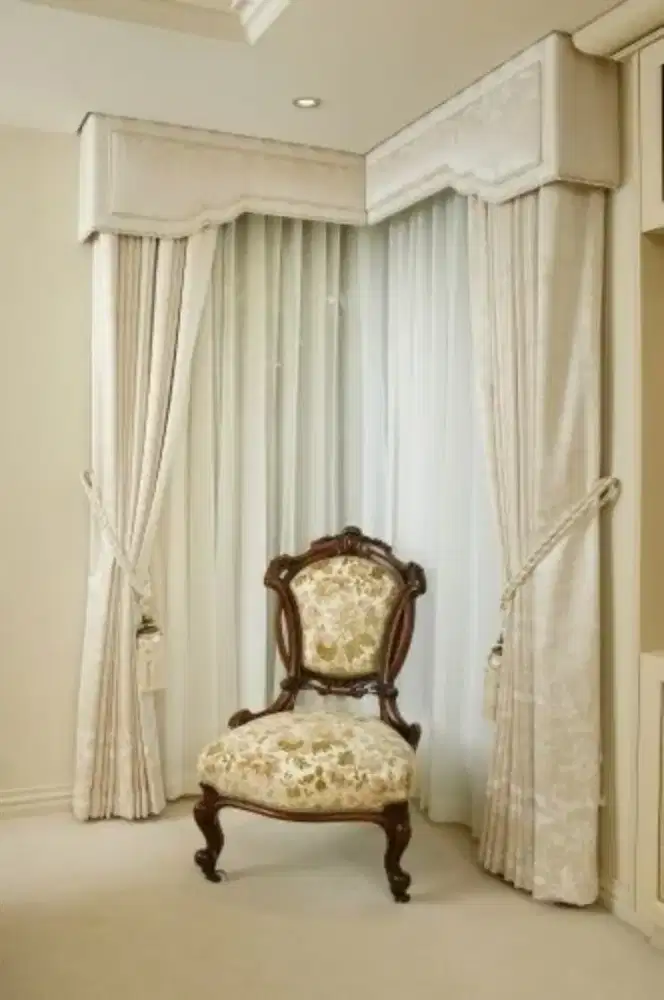 Pasang gordyn gorden murah vertikal roll blind jasa wallpaper dinding