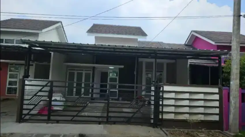 DIJUAL RUMAH BARU RENOVASI FULL BANGUNAN