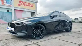 (Km 8rb) Like New Mazda 3 Hatchback Skyaktive G AT 2023 Tgn1 Dp 30 jt