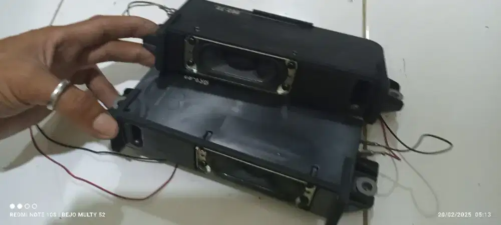 Sepiker tv sony 55 inchi KD-55X7000E