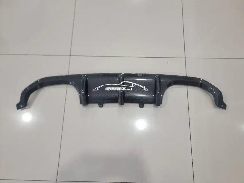 BMW M4 Lips Diffuser Dry Carbon F82 M.O C.I(M Owner Club Indonesia)M3