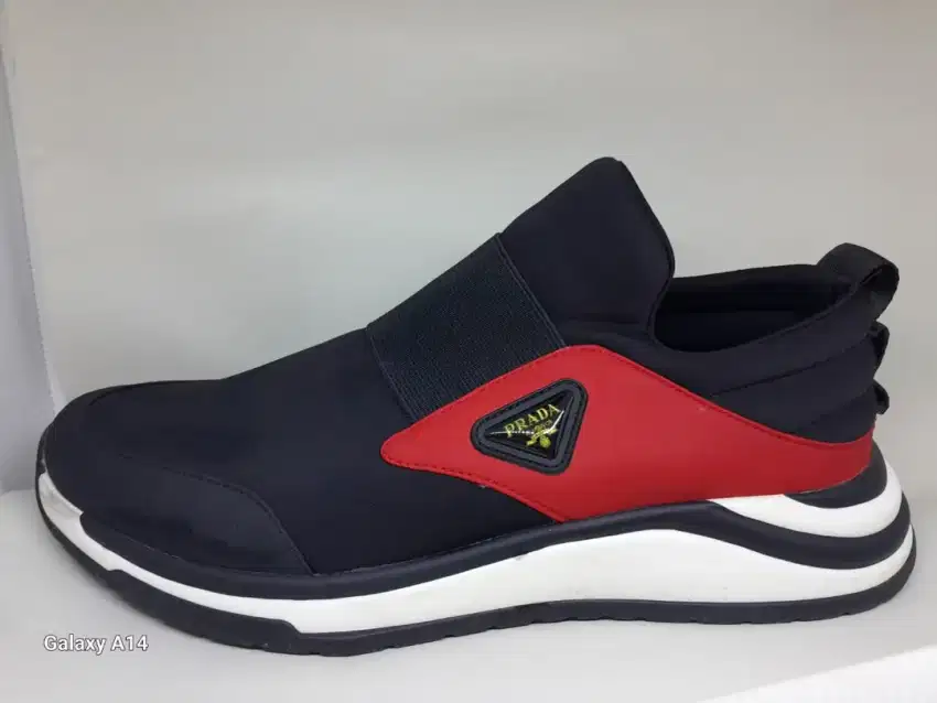 Sepatu Pria Prada  Casual Original