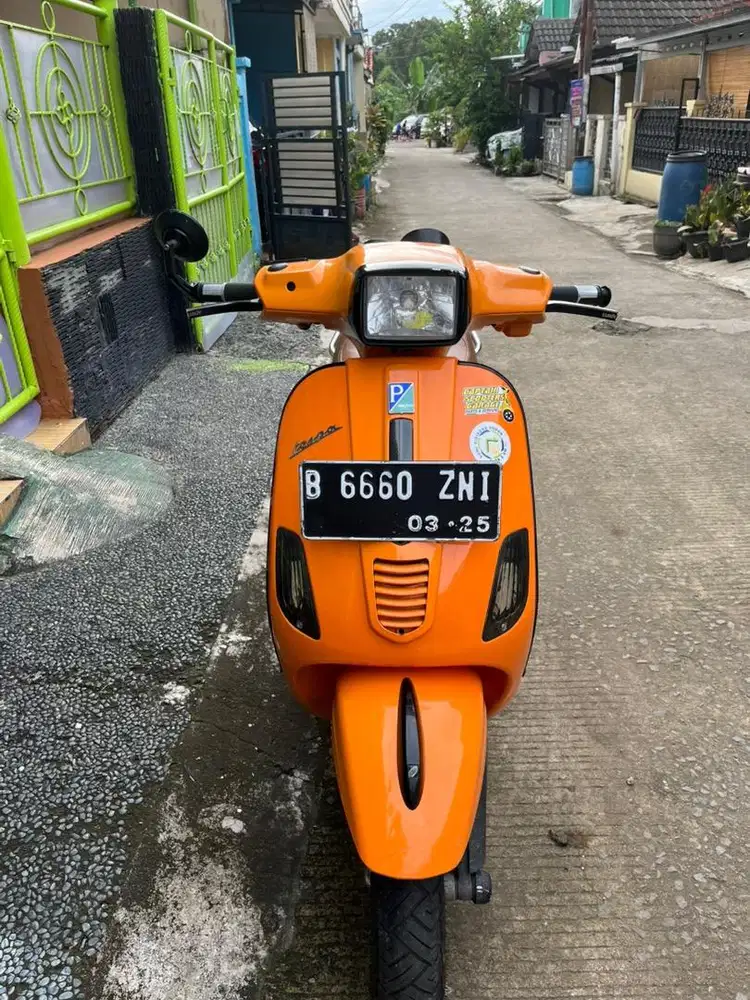Jual vespa matic S-3vie 2013