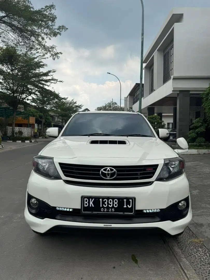 Toyota Fortuner 2.5 G Vnt Trd Diesel M/T 2015