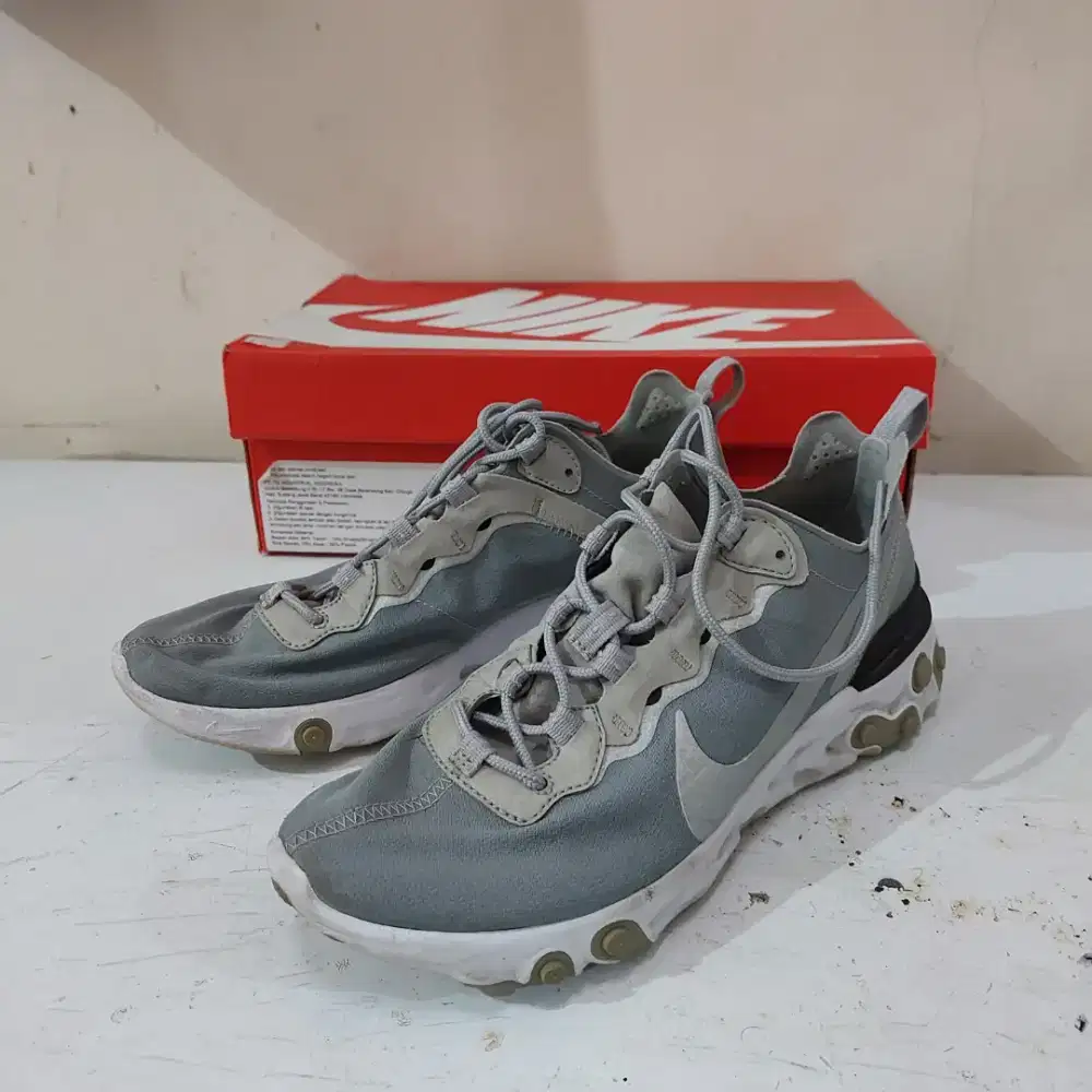 Sepatu Sneakers Nike React 55 Element 55 LIKE NEW