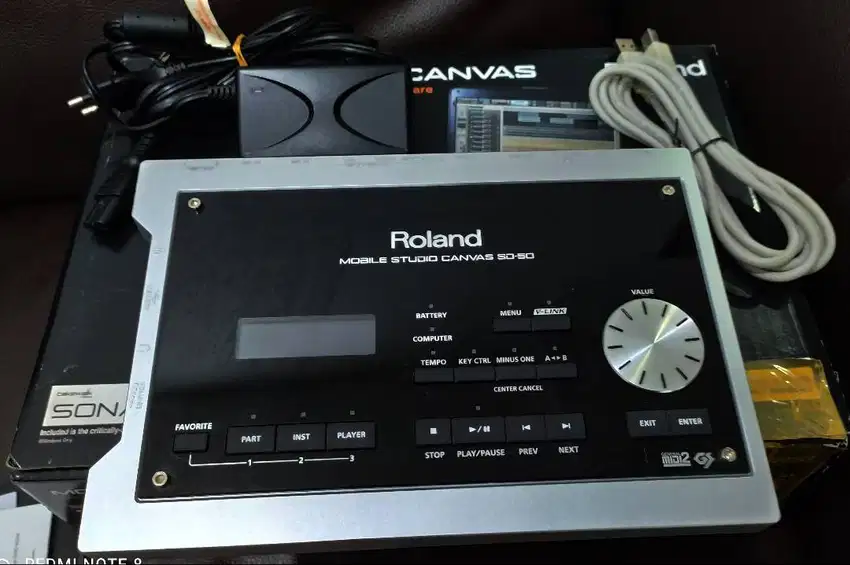 roland studio canvas sd50  barang 99 persen seperti baru  cuma dipaka