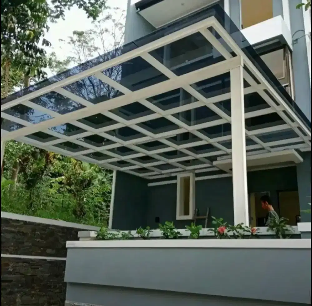 Kanopi kaca bergaransi