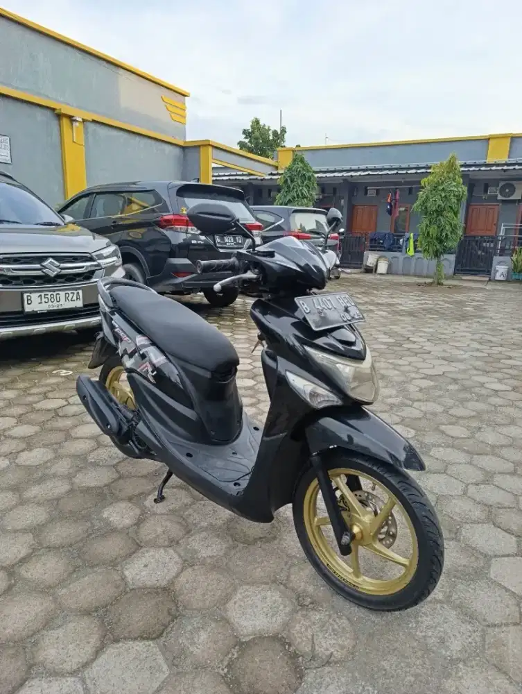 Bissmillah dijual motor Honda beat pop 2015