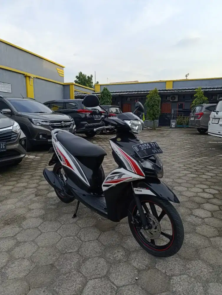 Bissmillah dijual motor Yamaha Mio GT 2013