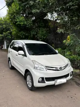 DAIHATSU XENIA 1.3 R MANUAL 2012 PUTIH