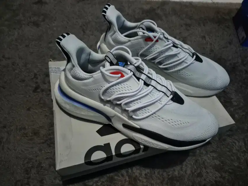 ADIDAS ALPHA BOOST V1
