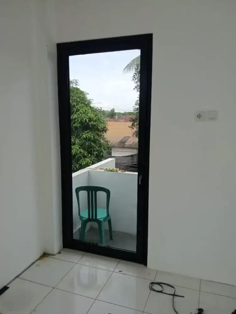 Pintu aluminium