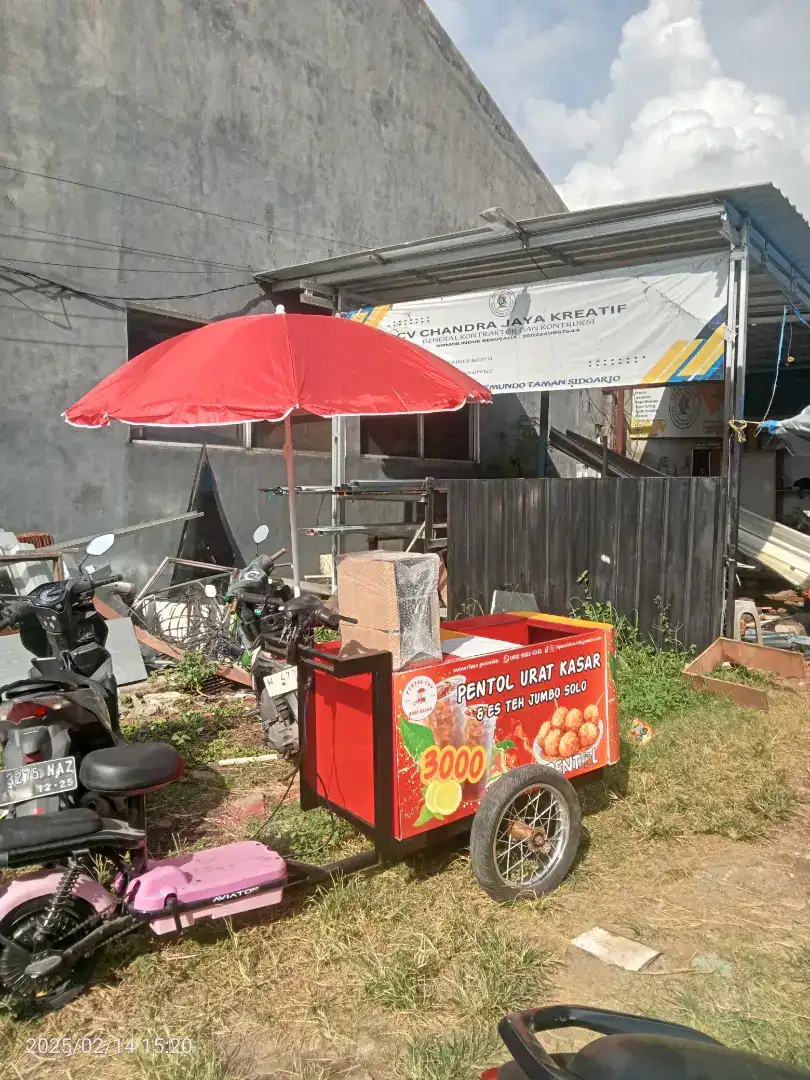 Gerobak booth Sepeda listrik kopi